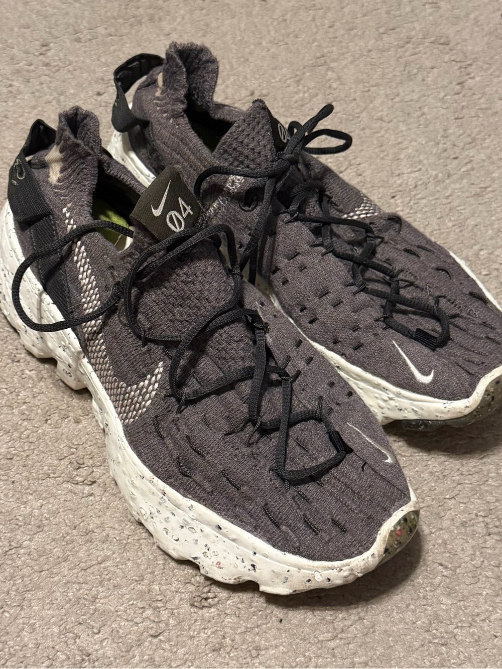 Nike Space Hippie 04 size 9